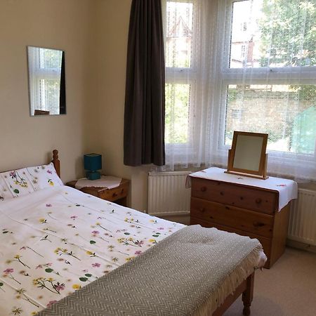 Spacious West London 2 Bedroom Apartment 外观 照片