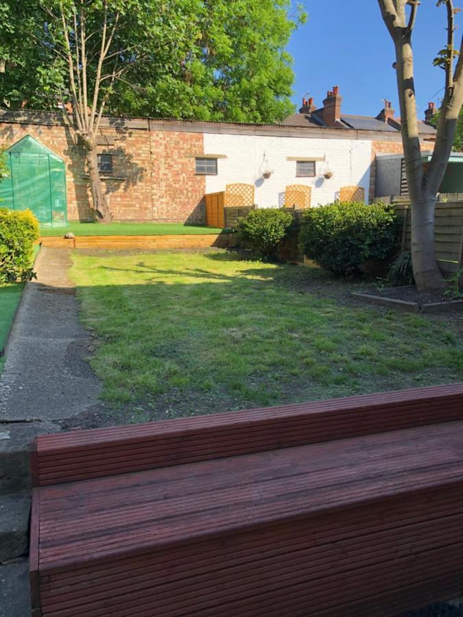 Spacious West London 2 Bedroom Apartment 外观 照片