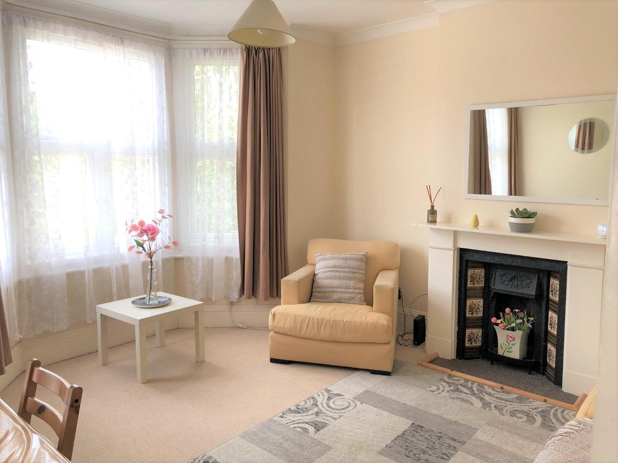 Spacious West London 2 Bedroom Apartment 外观 照片