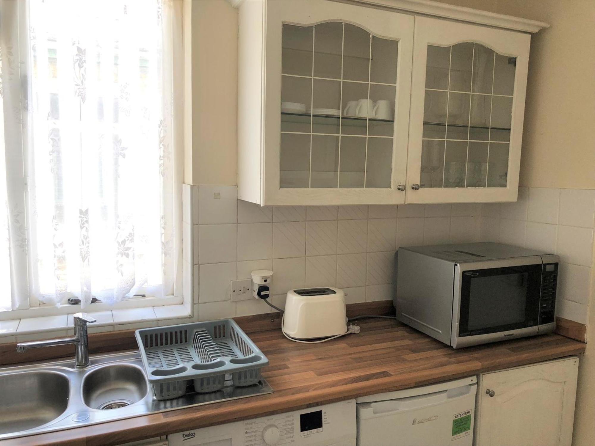 Spacious West London 2 Bedroom Apartment 外观 照片