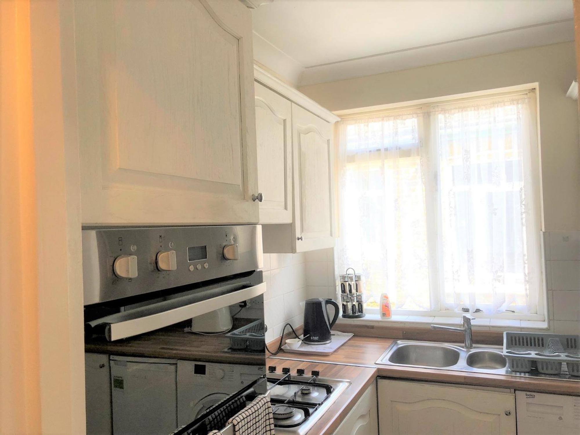 Spacious West London 2 Bedroom Apartment 外观 照片