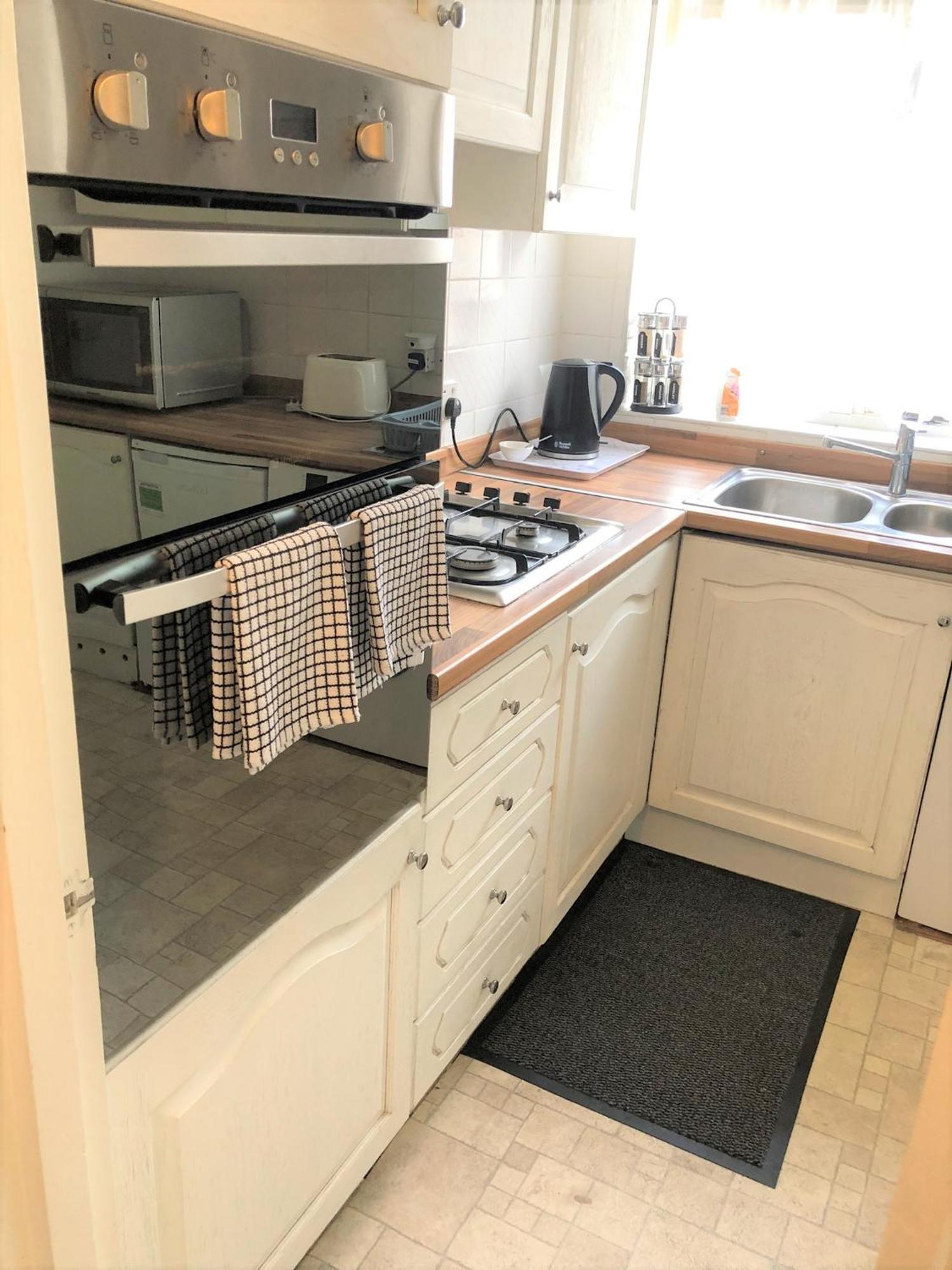 Spacious West London 2 Bedroom Apartment 外观 照片