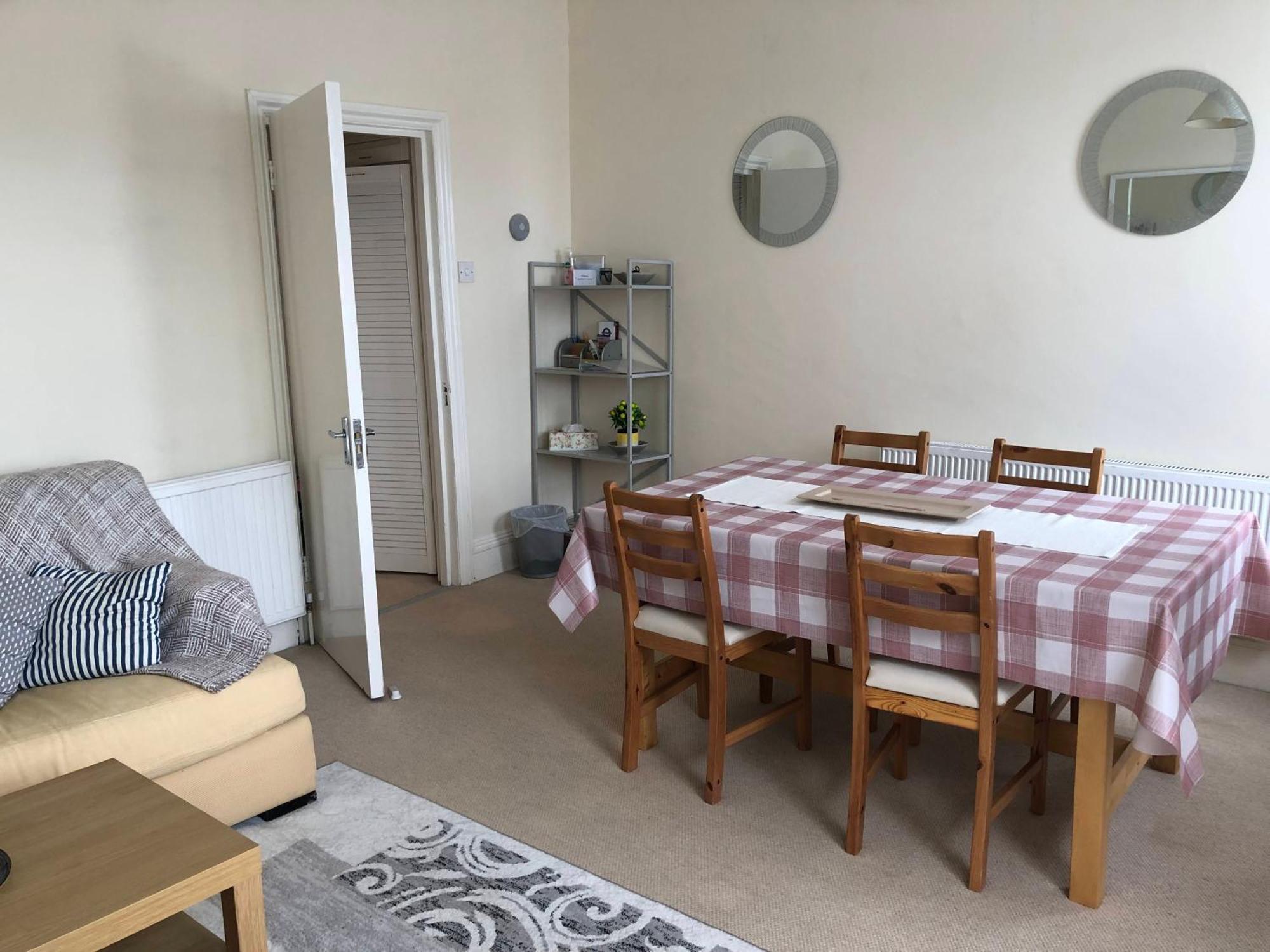 Spacious West London 2 Bedroom Apartment 外观 照片