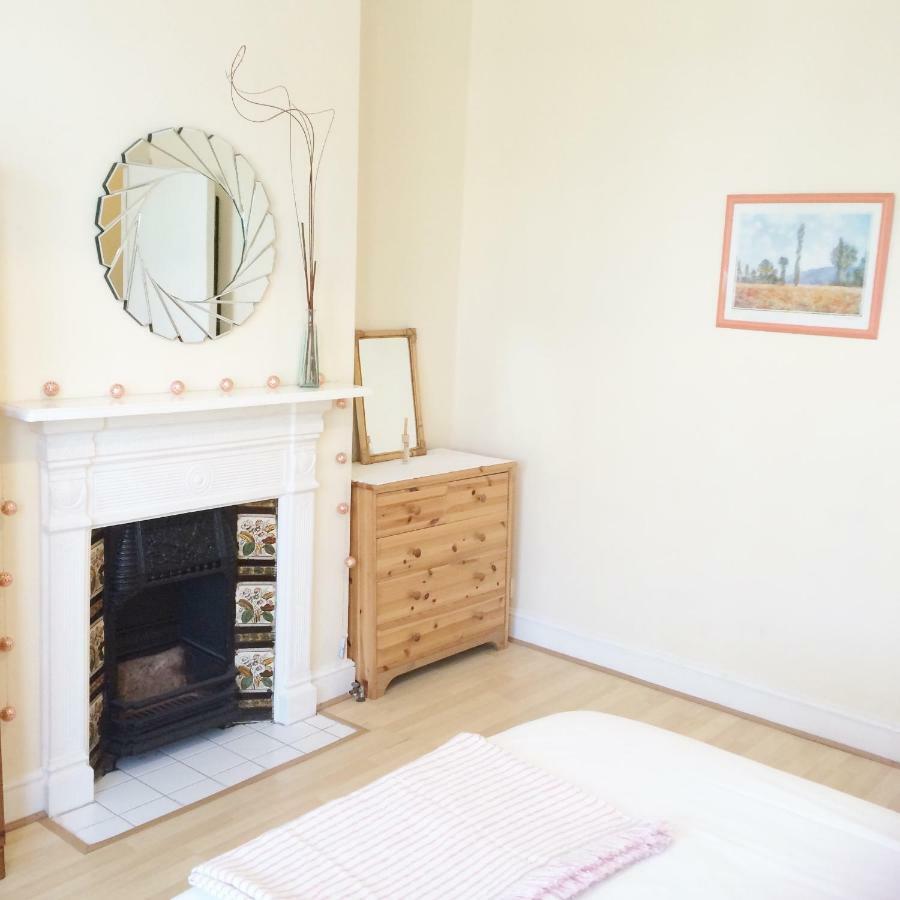 Spacious West London 2 Bedroom Apartment 外观 照片