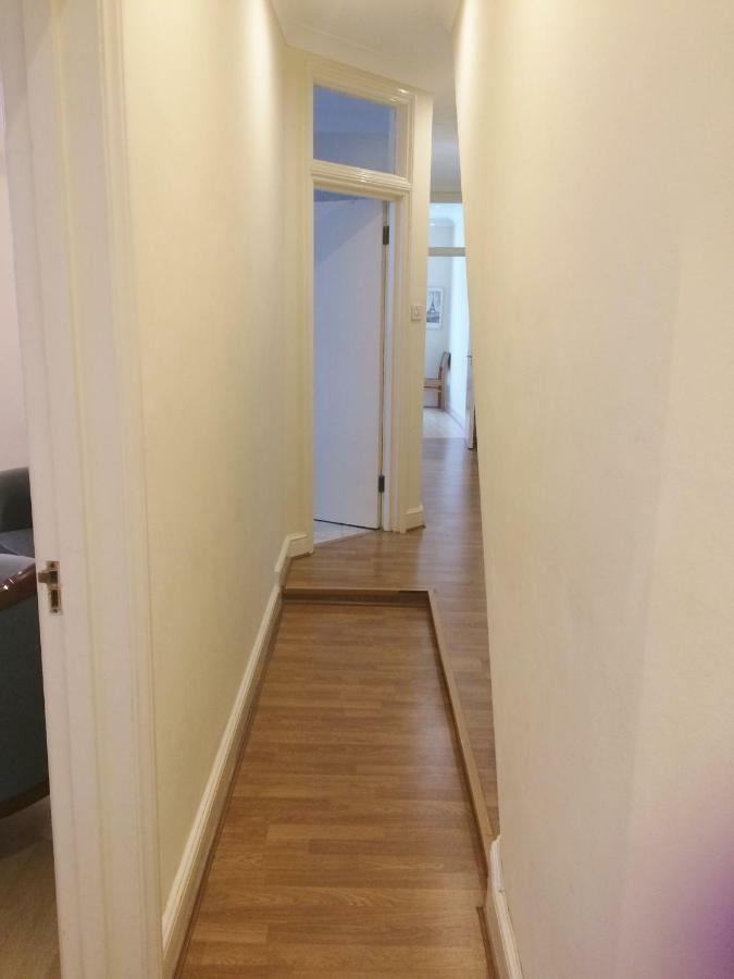 Spacious West London 2 Bedroom Apartment 外观 照片