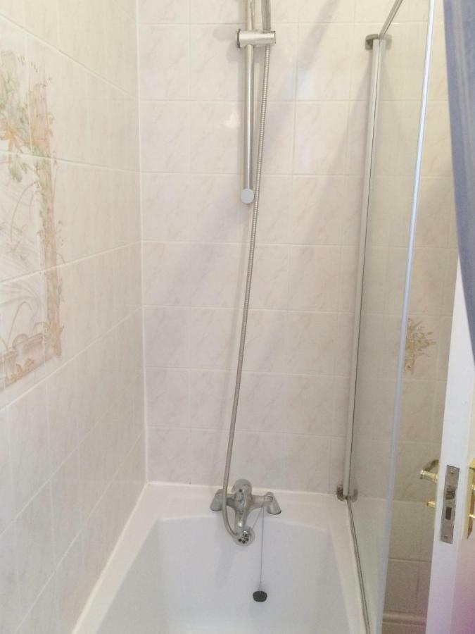 Spacious West London 2 Bedroom Apartment 外观 照片